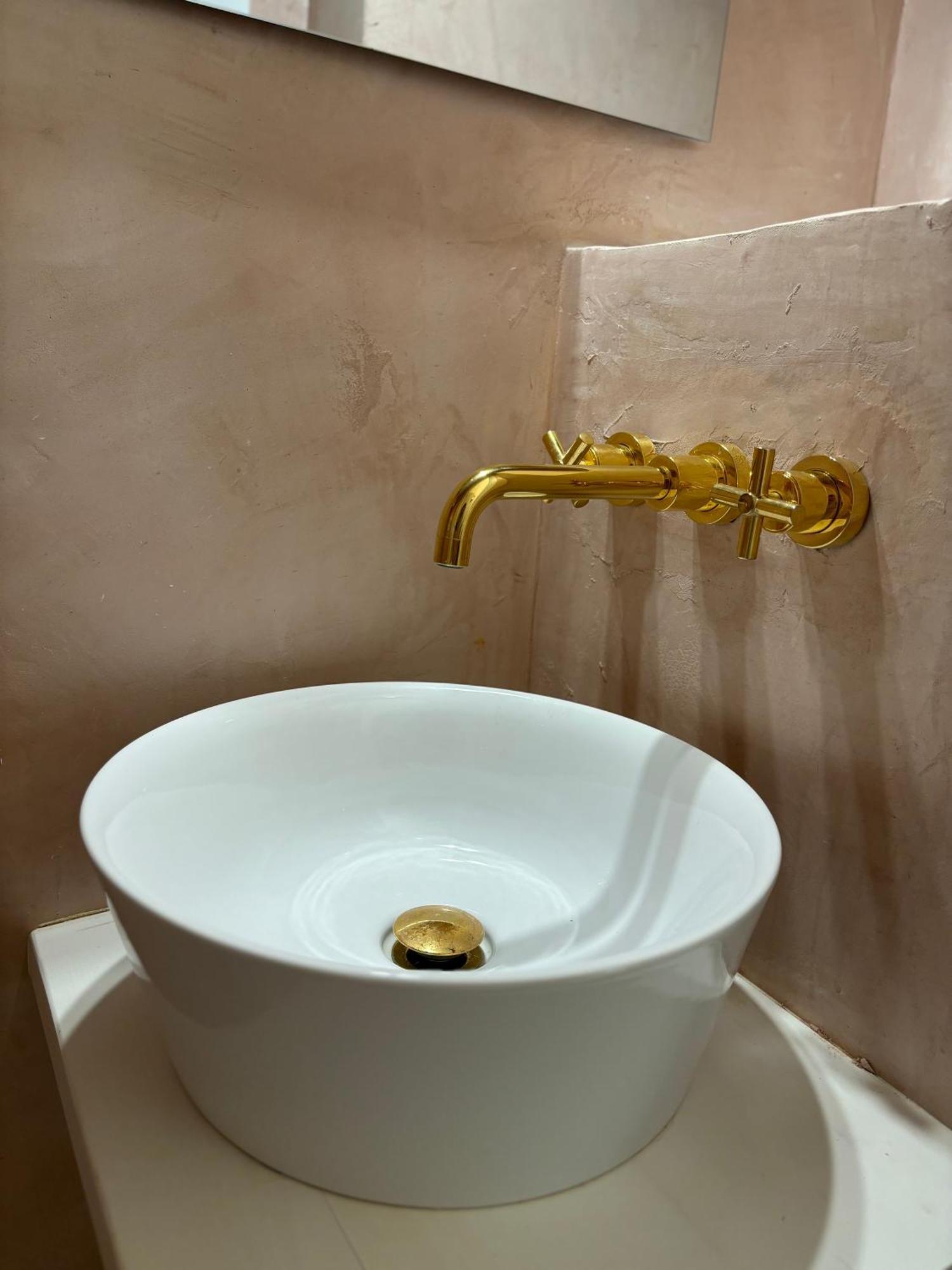 Alora Boutique Suites Лечче Экстерьер фото