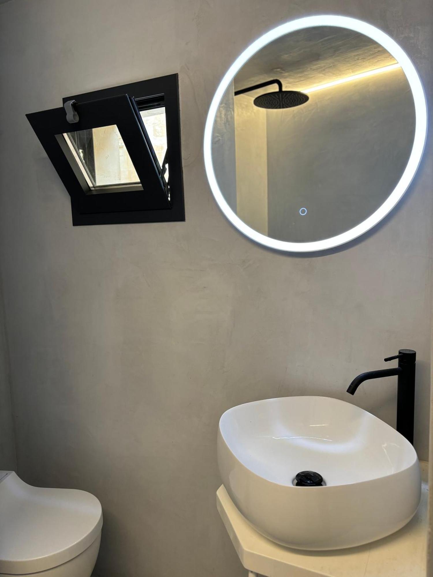 Alora Boutique Suites Лечче Экстерьер фото